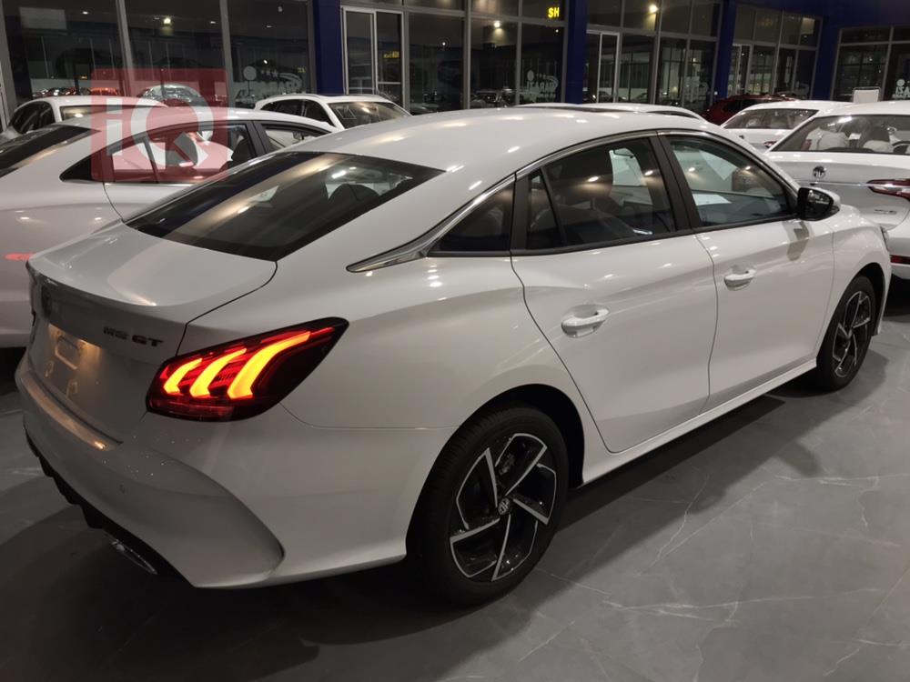 ئێم جی GT